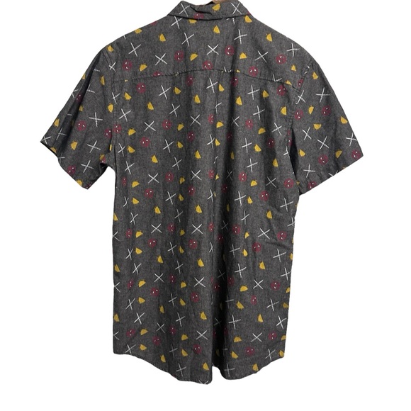 Marvel Deadpool Gray Short Sleeve Button Down Shirt All Over Print Men’s Large - Picture 2 of 7